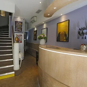hotel-alize-cannes.fr-provencehotel.com/